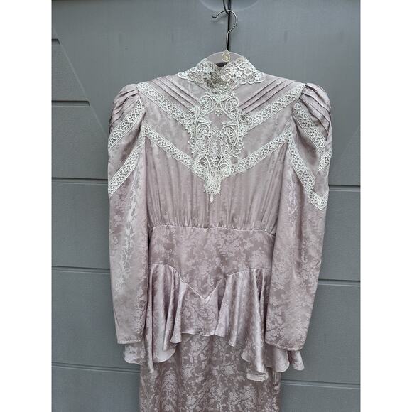 VTG JESSICA McCLINTOCK Pink Silk Lace Prairie Dress High Neck Victorian Cottage - Picture 16 of 16